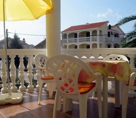 公寓 Kata 扎达尔